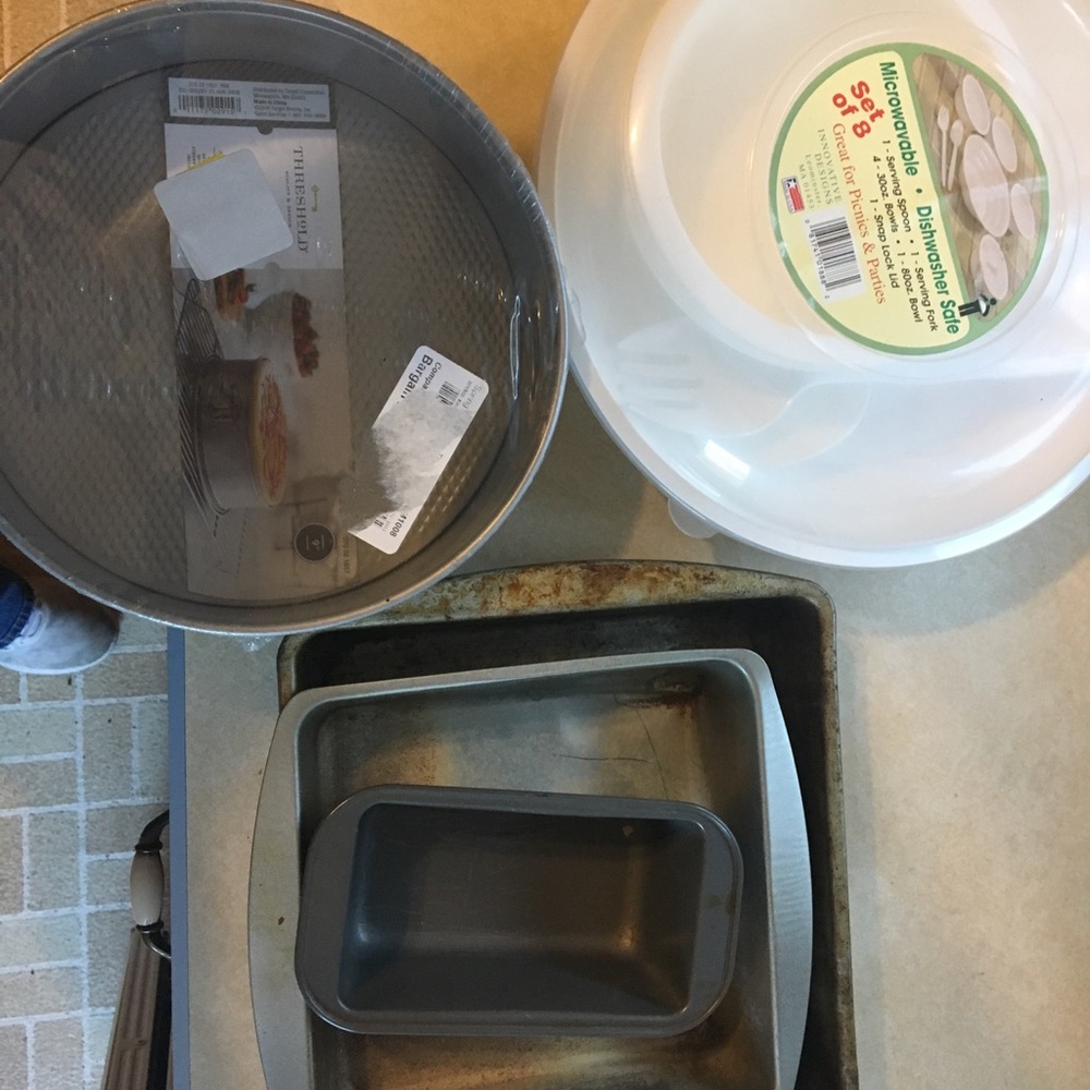 Baking pans